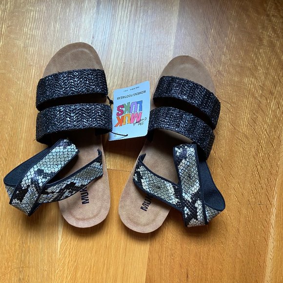 Muk Luks About Me Sandal - Picture 2 of 3